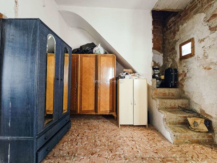 Image No.30-2 Bed Townhouse for sale