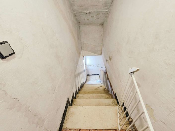 Image No.41-2 Bed Townhouse for sale