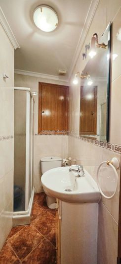 Image No.20-4 Bed Townhouse for sale