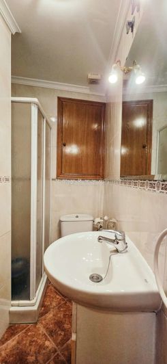 Image No.21-4 Bed Townhouse for sale