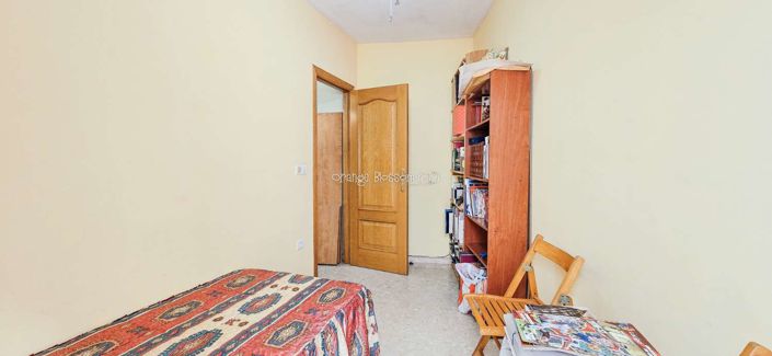 Image No.40-4 Bed Townhouse for sale