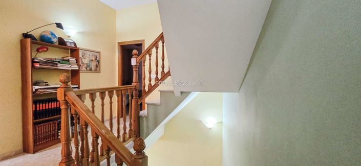 Image No.42-4 Bed Townhouse for sale