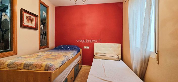 Image No.43-4 Bed Townhouse for sale