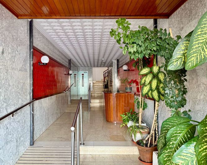 Image No.32-4 Bed Apartment for sale