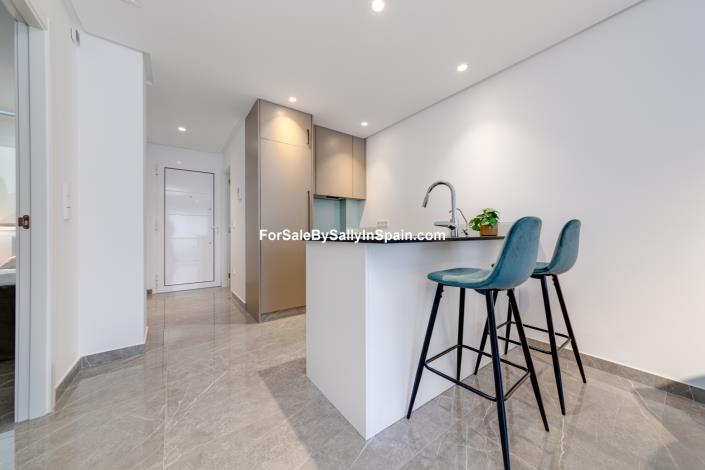 Image No.17-2 Bed Apartment for sale