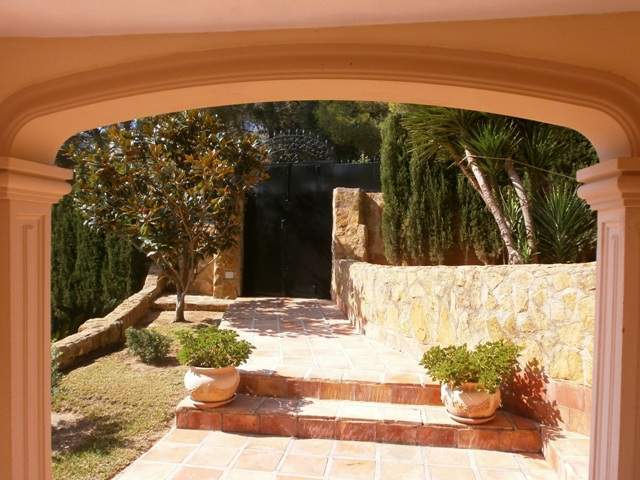 Image No.6-7 Bed Villa for sale