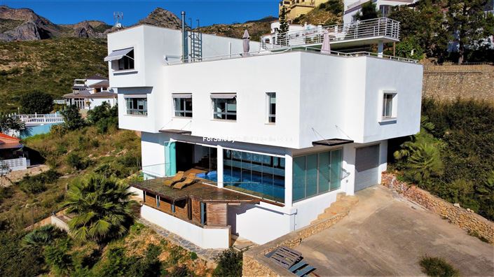 Image No.6-4 Bed Villa for sale