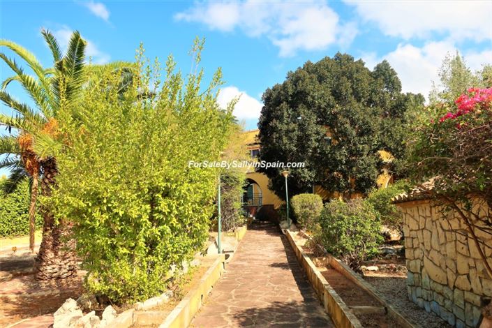 Image No.23-5 Bed Villa for sale