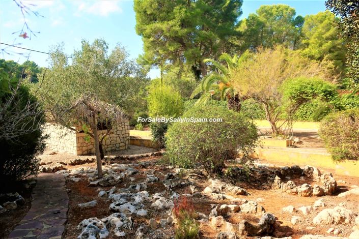 Image No.3-5 Bed Villa for sale