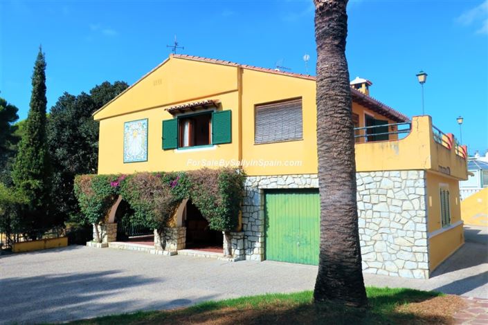 Image No.35-5 Bed Villa for sale