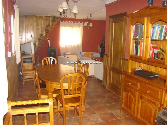 Image No.25-22 Bed Villa for sale