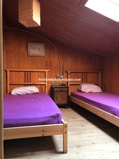 Image No.27-22 Bed Villa for sale