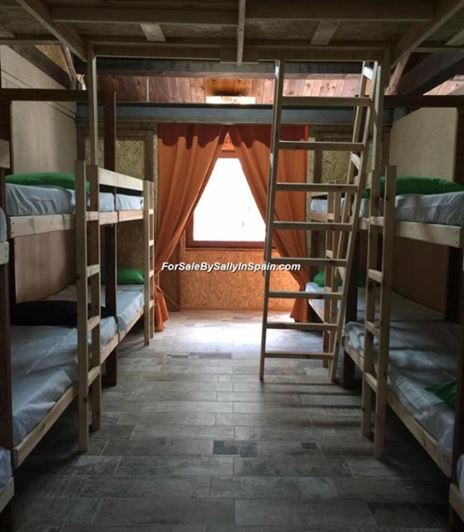 Image No.46-22 Bed Villa for sale