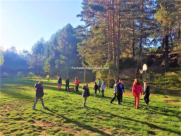 Image No.9-22 Bed Villa for sale