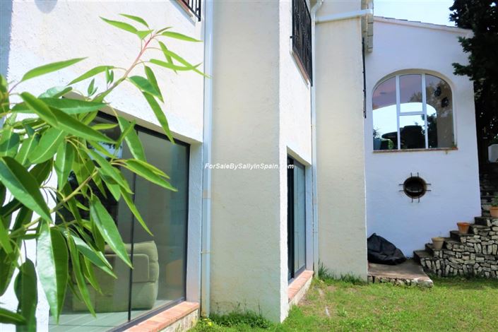 Image No.16-3 Bed Villa for sale