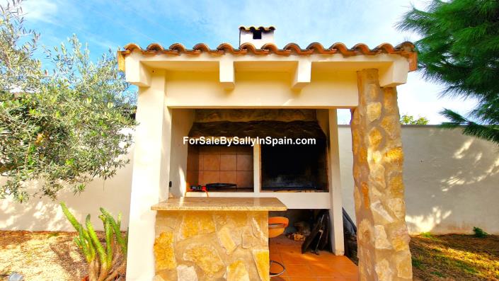 Image No.11-4 Bed Villa for sale