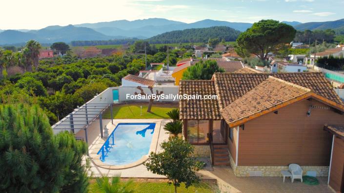 Image No.40-4 Bed Villa for sale