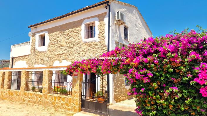 Image No.8-4 Bed Villa for sale