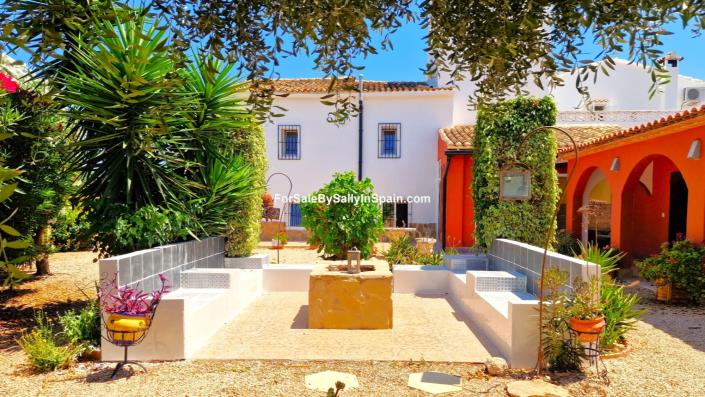 Image No.7-4 Bed Villa for sale