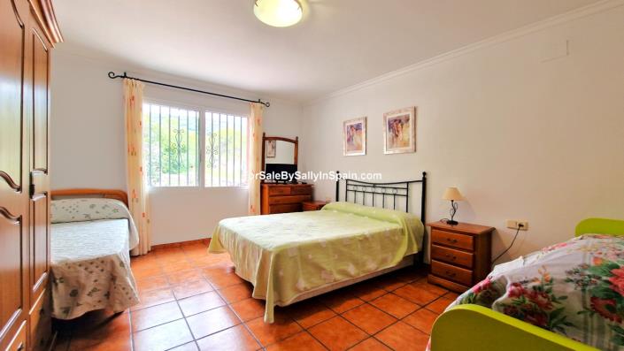 Image No.43-3 Bed Villa for sale