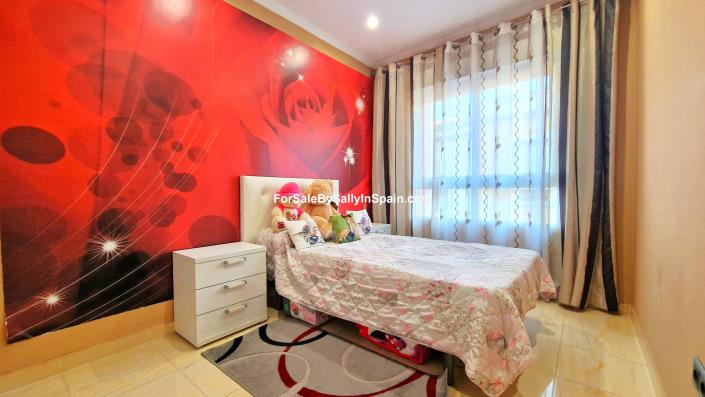 Image No.35-Maison de ville de 5 chambres à vendre à Rafelcofer