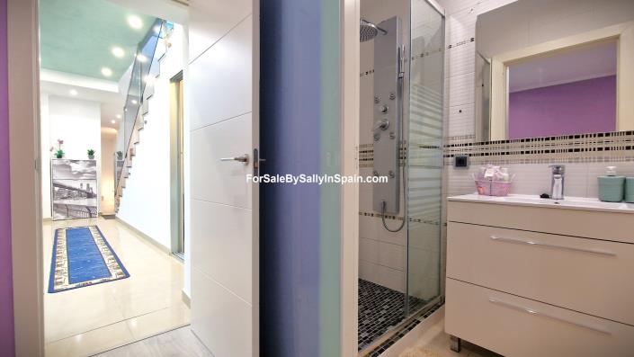 Image No.48-Maison de ville de 5 chambres à vendre à Rafelcofer