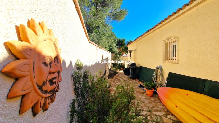 Image No.15-Villa de 4 chambres à vendre à Adsubia