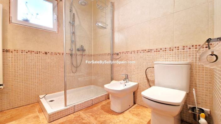 Image No.27-Villa de 4 chambres à vendre à Adsubia