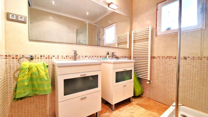 Image No.28-Villa de 4 chambres à vendre à Adsubia