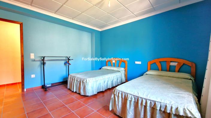 Image No.50-Finca de 8 chambres à vendre à Rafol de Salem