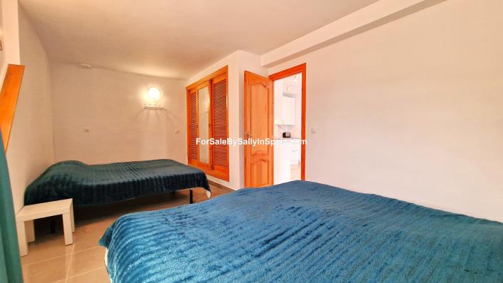 Image No.45-5 Bed Villa for sale