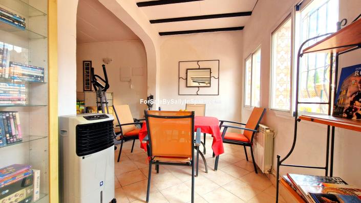 Image No.49-5 Bed Villa for sale