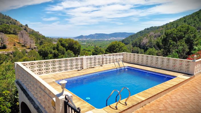 Image No.3-4 Bed Villa for sale