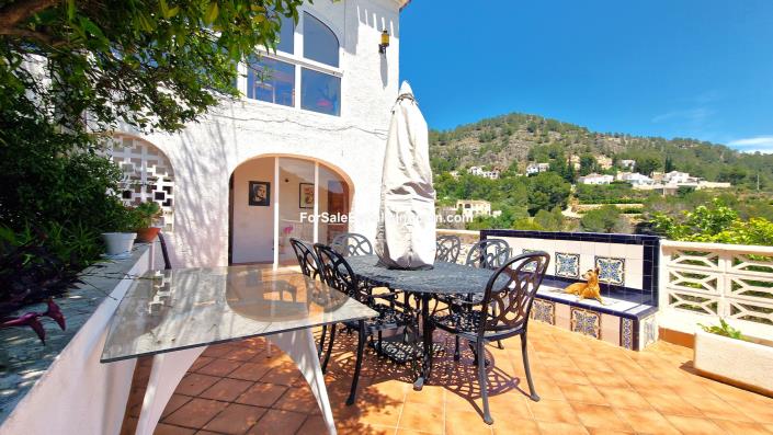 Image No.10-4 Bed Villa for sale