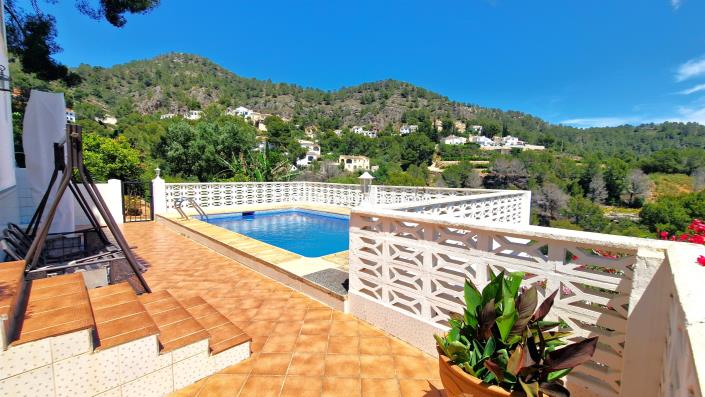 Image No.48-4 Bed Villa for sale