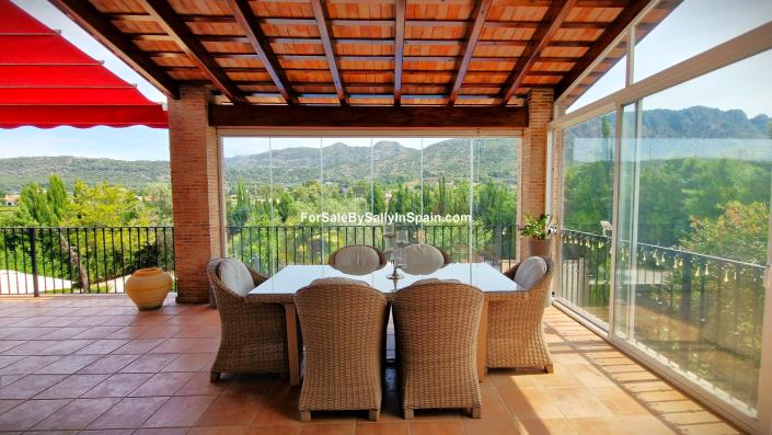 Image No.4-4 Bed Chalet for sale