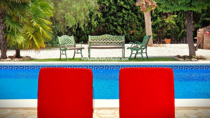 Image No.10-4 Bed Chalet for sale