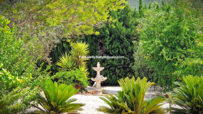 Image No.12-4 Bed Chalet for sale