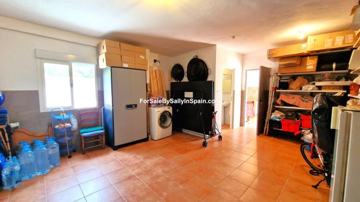 Image No.55-Villa de 4 chambres à vendre à Marxuquera