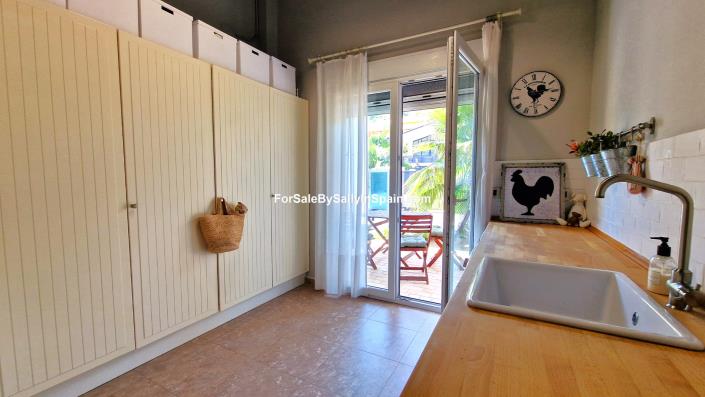 Image No.45-3 Bed Villa for sale