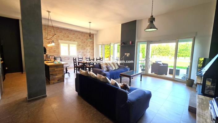 Image No.49-3 Bed Villa for sale