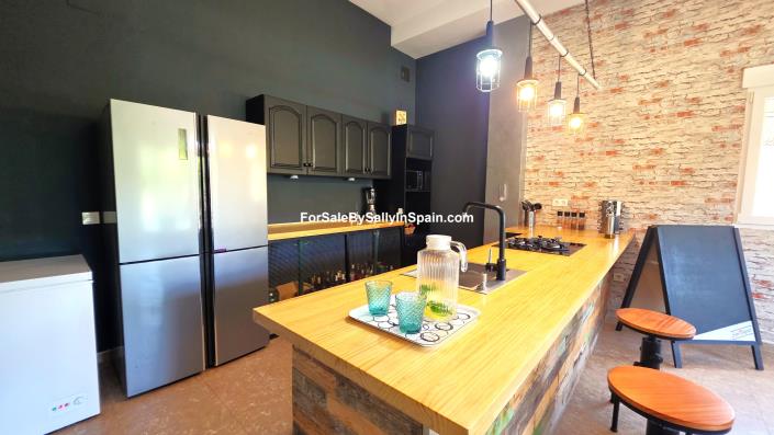 Image No.52-3 Bed Villa for sale