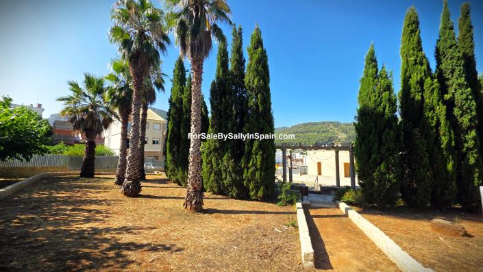 Image No.36-4 Bed Townhouse for sale