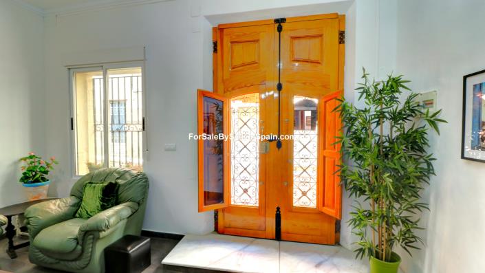 Image No.6-4 Bed Townhouse for sale