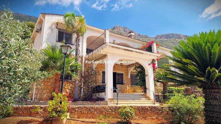 Image No.18-6 Bed Villa for sale