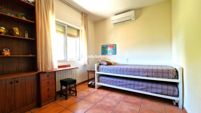 Image No.44-6 Bed Villa for sale