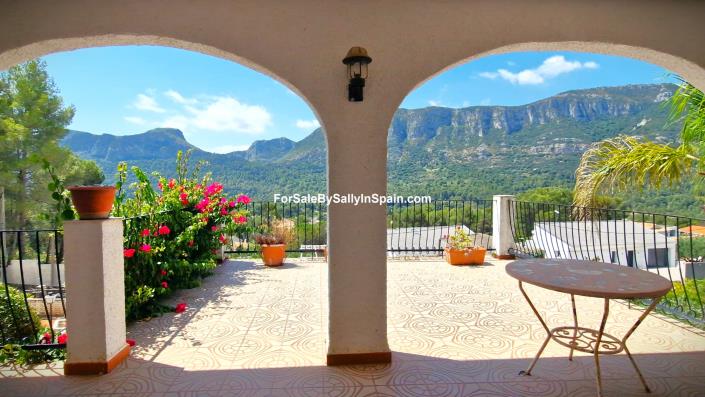 Image No.48-6 Bed Villa for sale