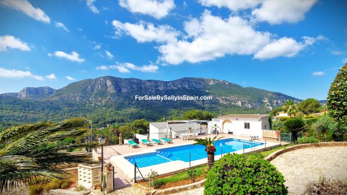 Image No.55-6 Bed Villa for sale