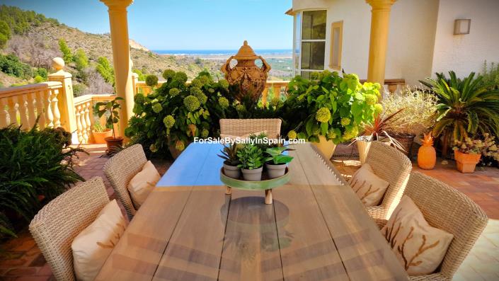 Image No.9-5 Bed Villa for sale