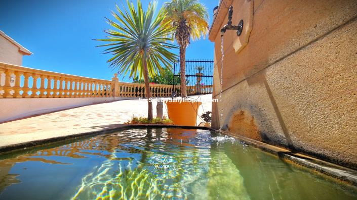 Image No.14-5 Bed Villa for sale